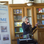 Kynning í hátíðarsal skólans